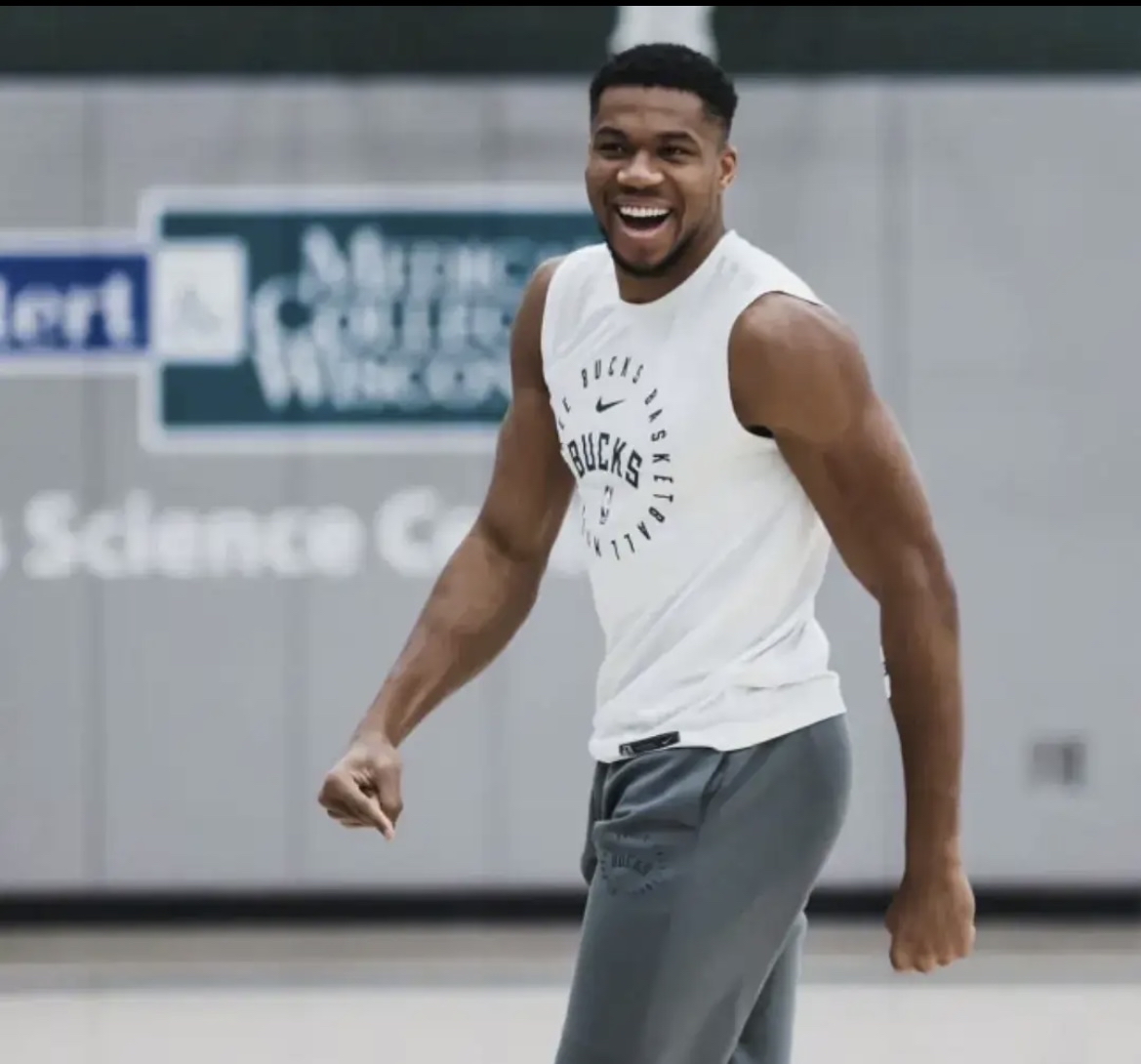 开云-字母哥新星高光表现表现惊艳，IG未来可期！的简单介绍